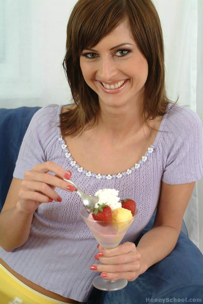 Monika Unco Whip Cream And Titties